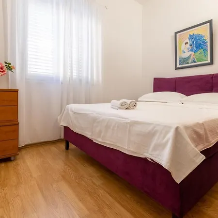 Apartment Downtown Olive